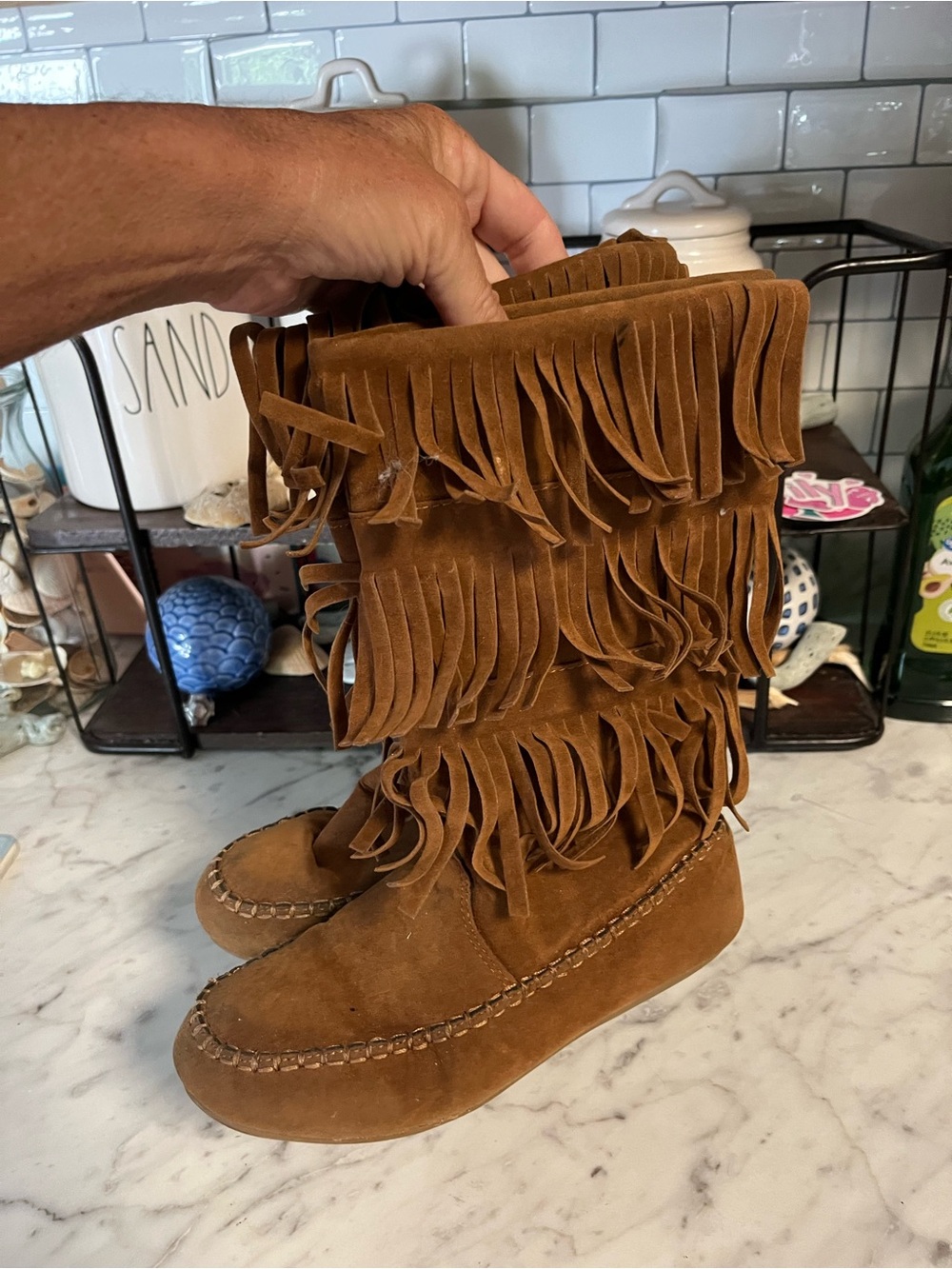 Kids Fringe Moccasin Boots - Brown size 3